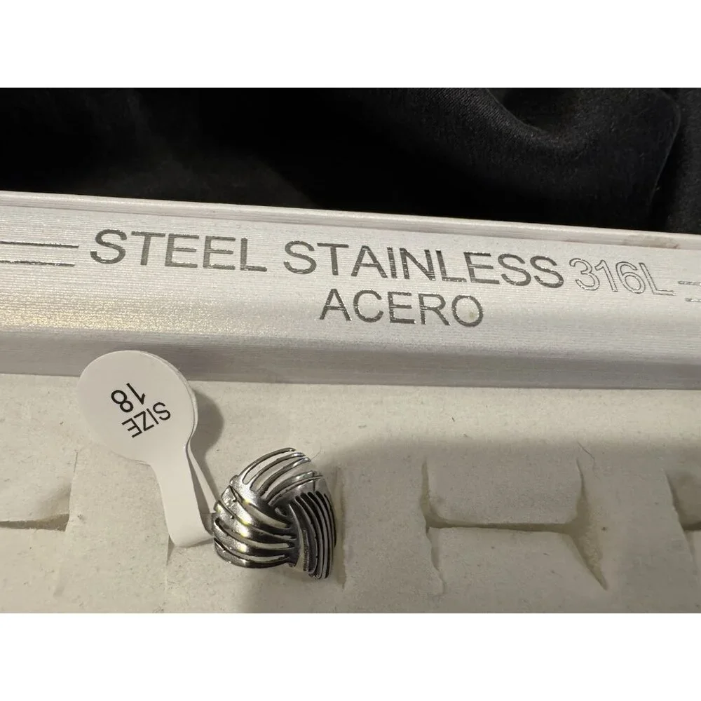 Acero Stainless Steel Silvertone Heart Ring Women's 18 US 8 NEW
